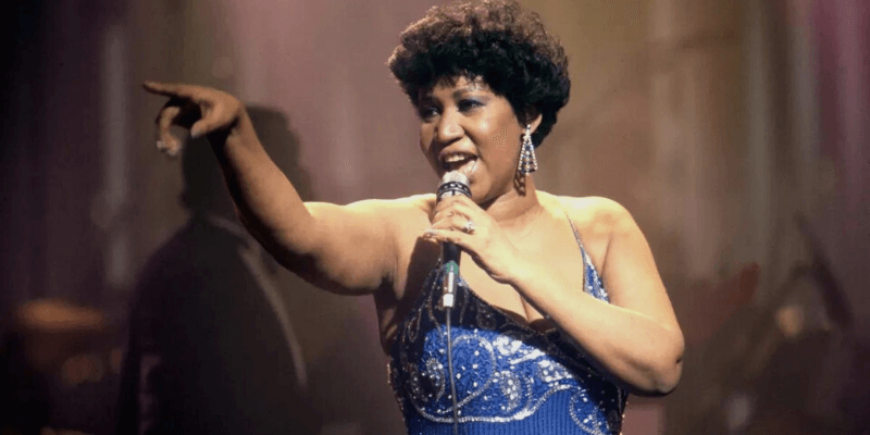 Aretha Franklin Bio, Networth, Movie, Songs, Childhood, Death Cause