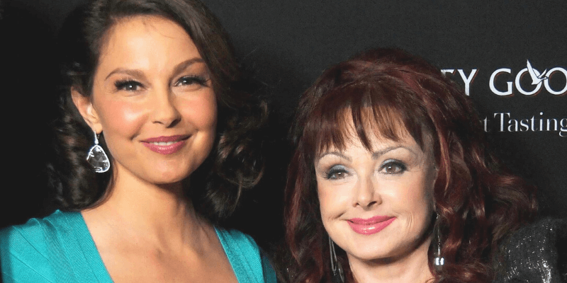 Ashley Judd Opens Up Naomi Judd's Mental Illness And Death By Suicide