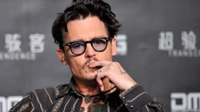 Johnny Depp Is The Father Of Her child, Says A Woman Inside The Courtroom