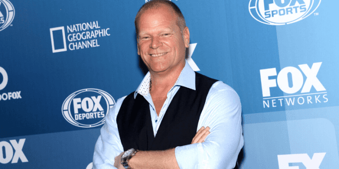 Mike Holmes's Wife, Age, Net Worth, Kids, Girlfriend, Accident