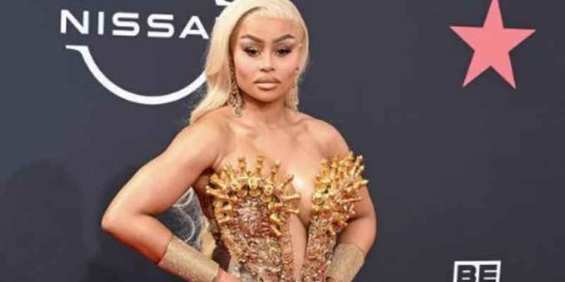Blac Chyna Appears At 2022 BET Awards In Plunging Gold Outfit