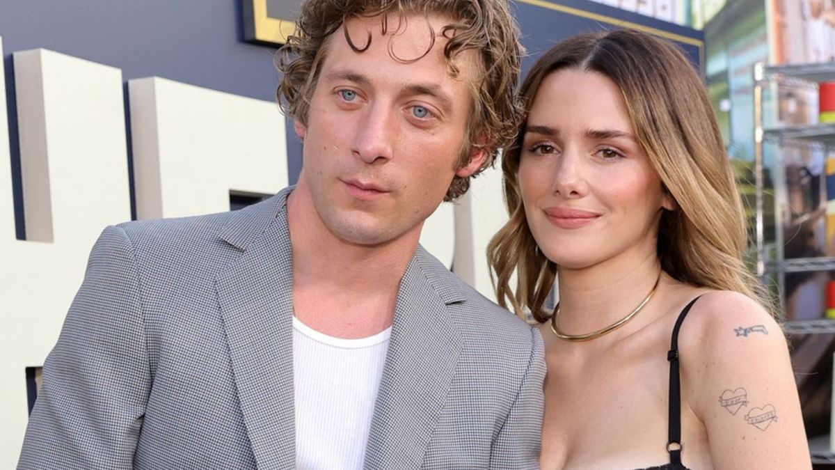 Jeremy Allen White And Addison Timlin Have Joined Together On The Red Carpet!