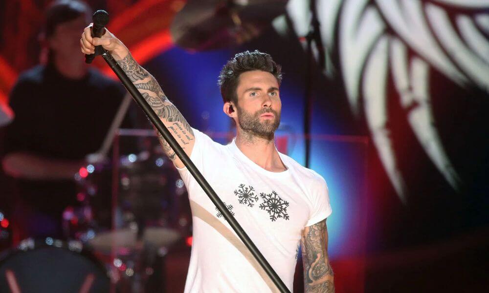 Adam Levine Maroon 5