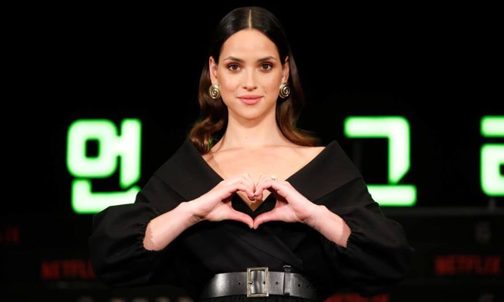 Adria Arjona Charity