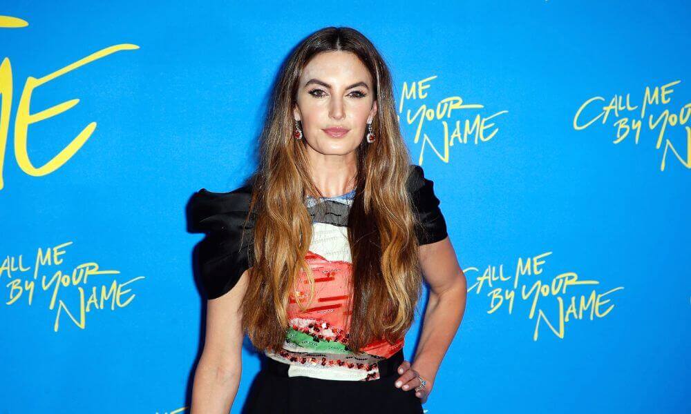 Elizabeth Chambers Biography