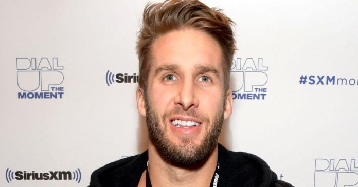 Shawn Booth Net Worth, House, Career, Relationship, Source Of Income!