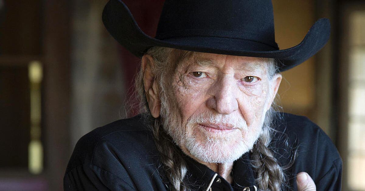 Willie Nelson Describes A Past Suicide Attempt In His New Memoir, Me And Paul