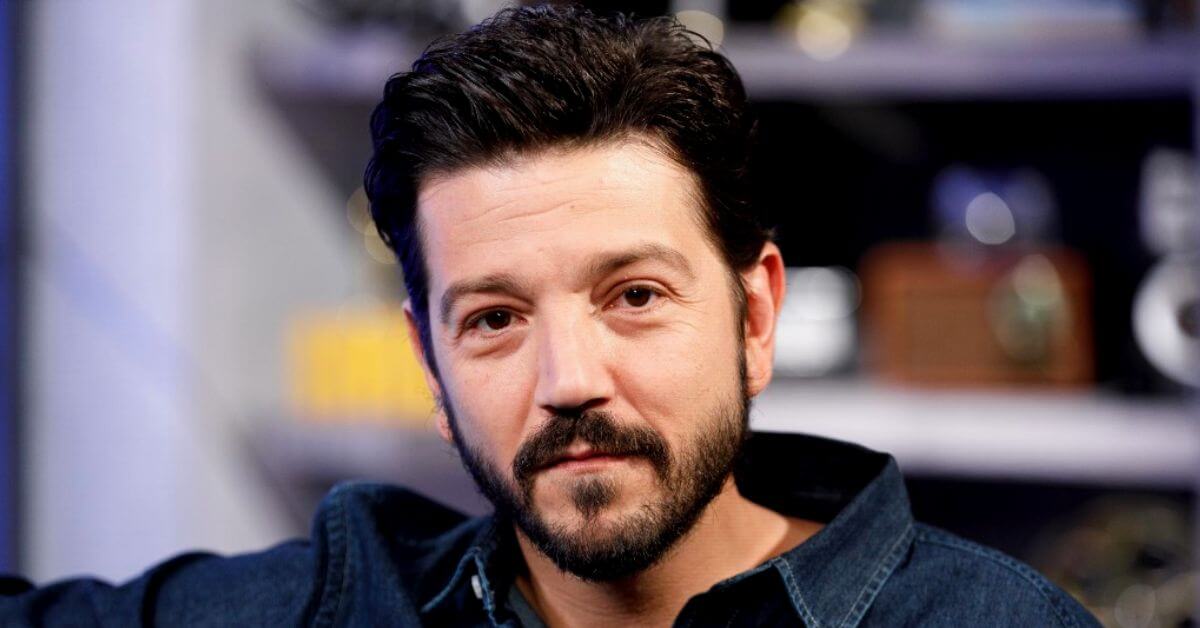 Diego Luna Net Worth, Career, Income, Wife, And Charity!