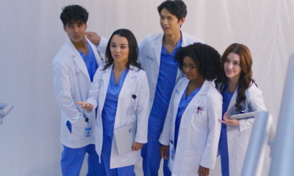 Grey's Anatomy Season 19 Cast